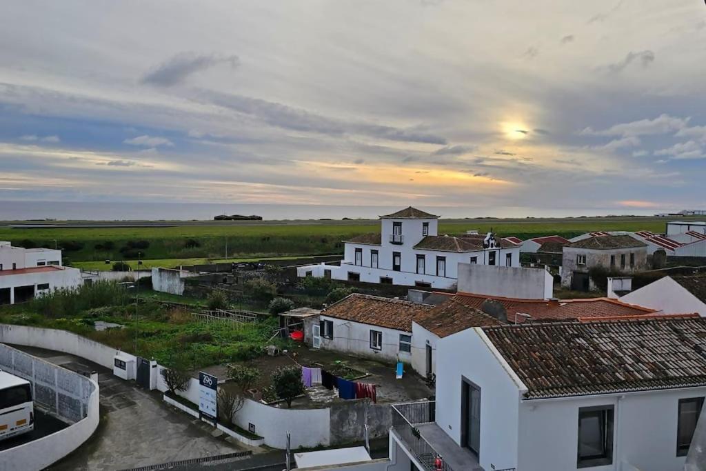 Cozy Sea View Apartment Near City & Airport Ponta Delgada  Luaran gambar