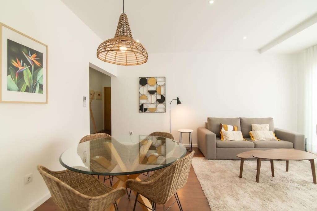 Cozy Sea View Apartment Near City & Airport Ponta Delgada  Luaran gambar